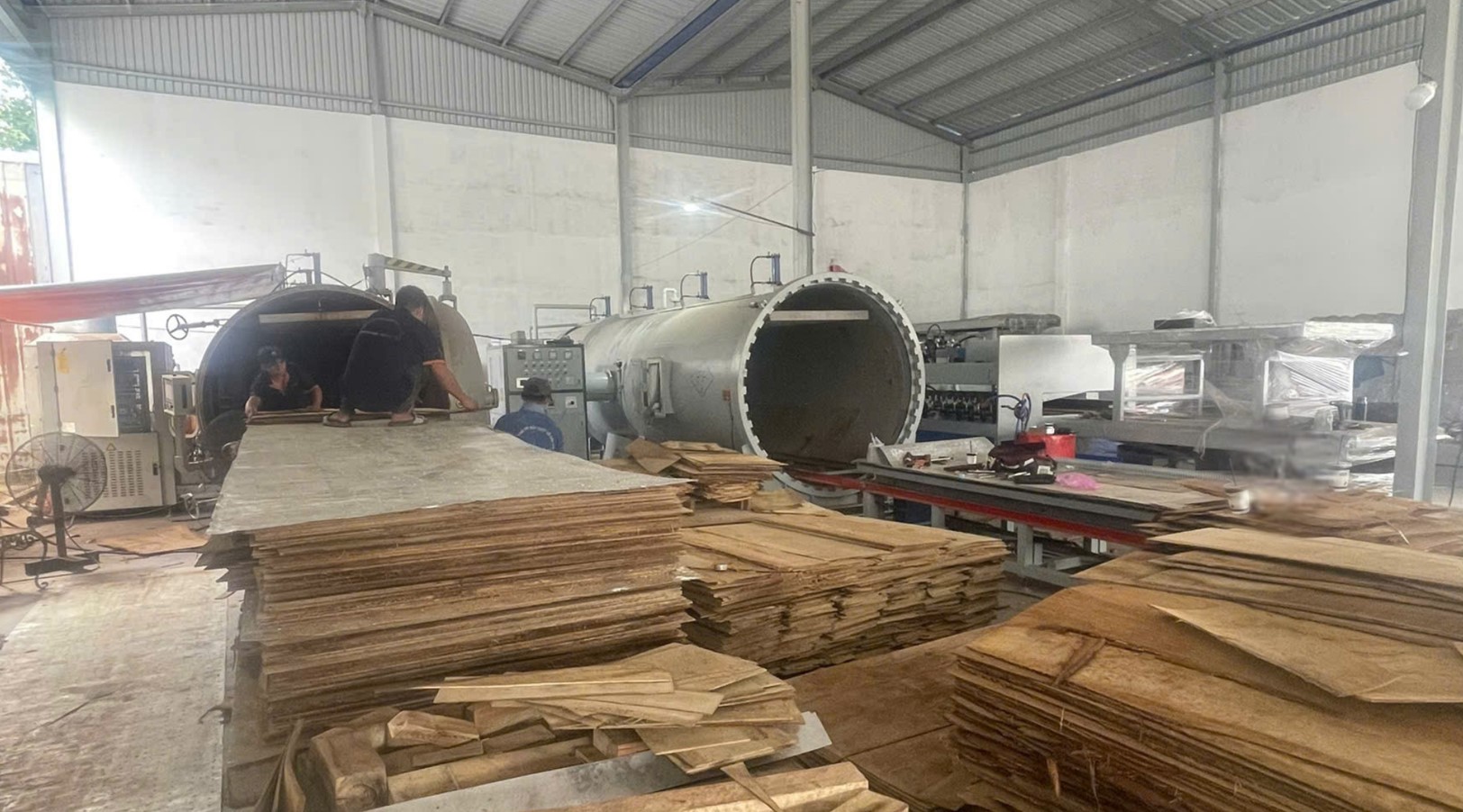 Lò sấy cao tần Phú Vinh Phi