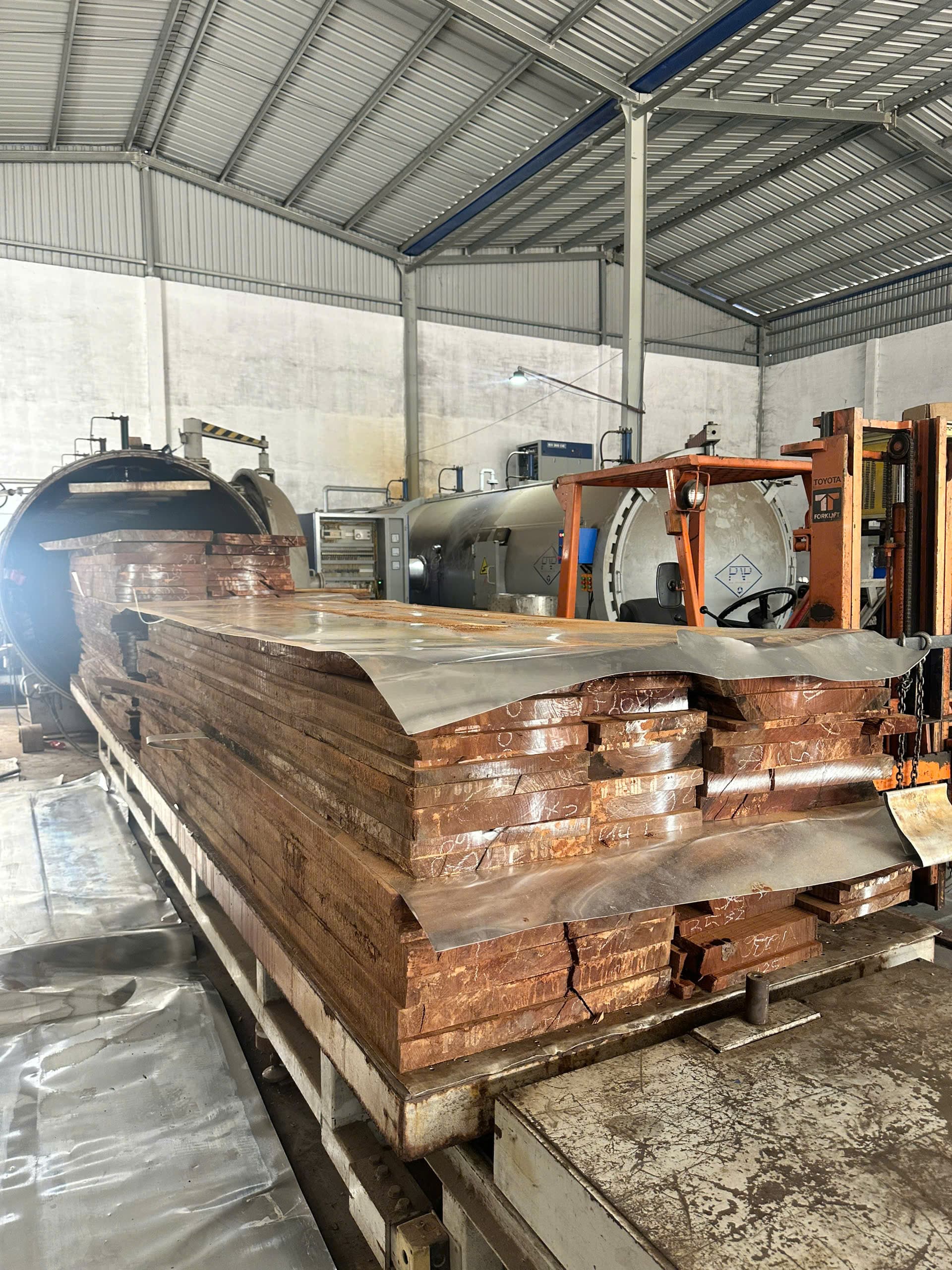 Máy ép ngang cao tần