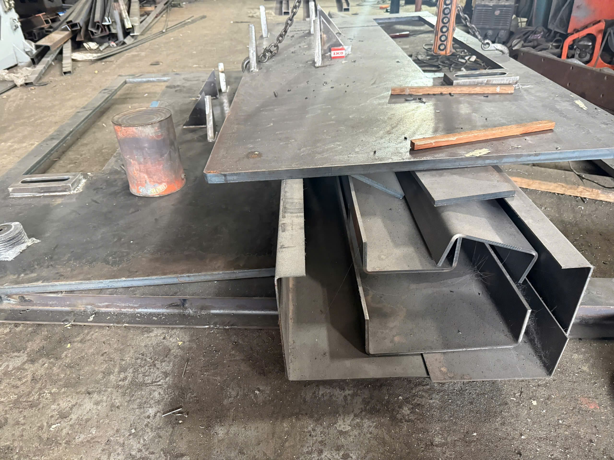 Horizontal press during production process